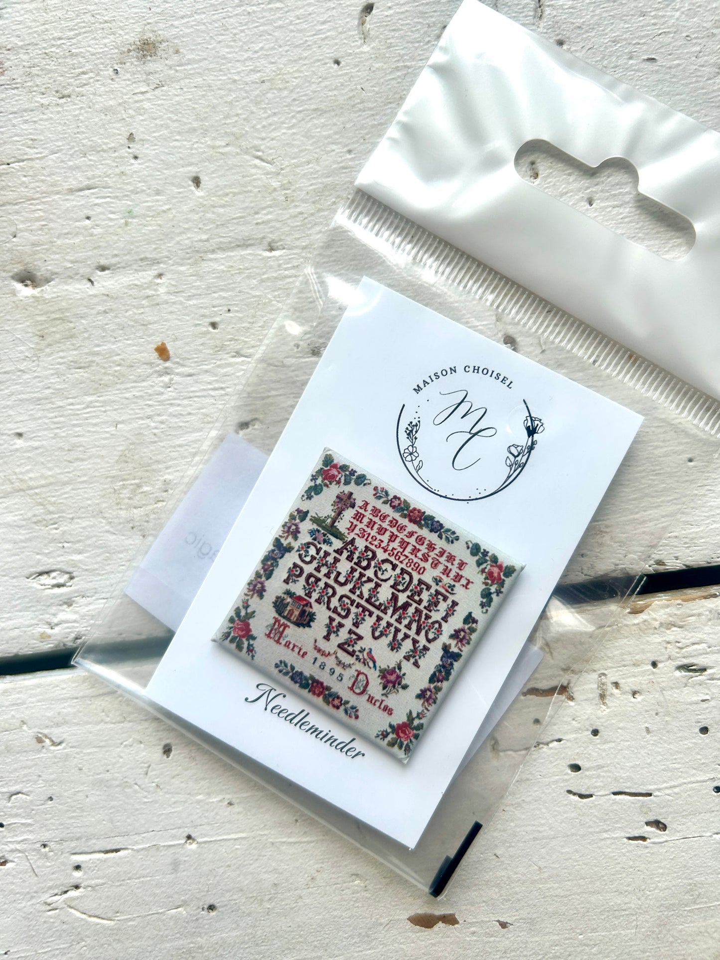 Maison Choisel Needleminder - Marie Duclos
