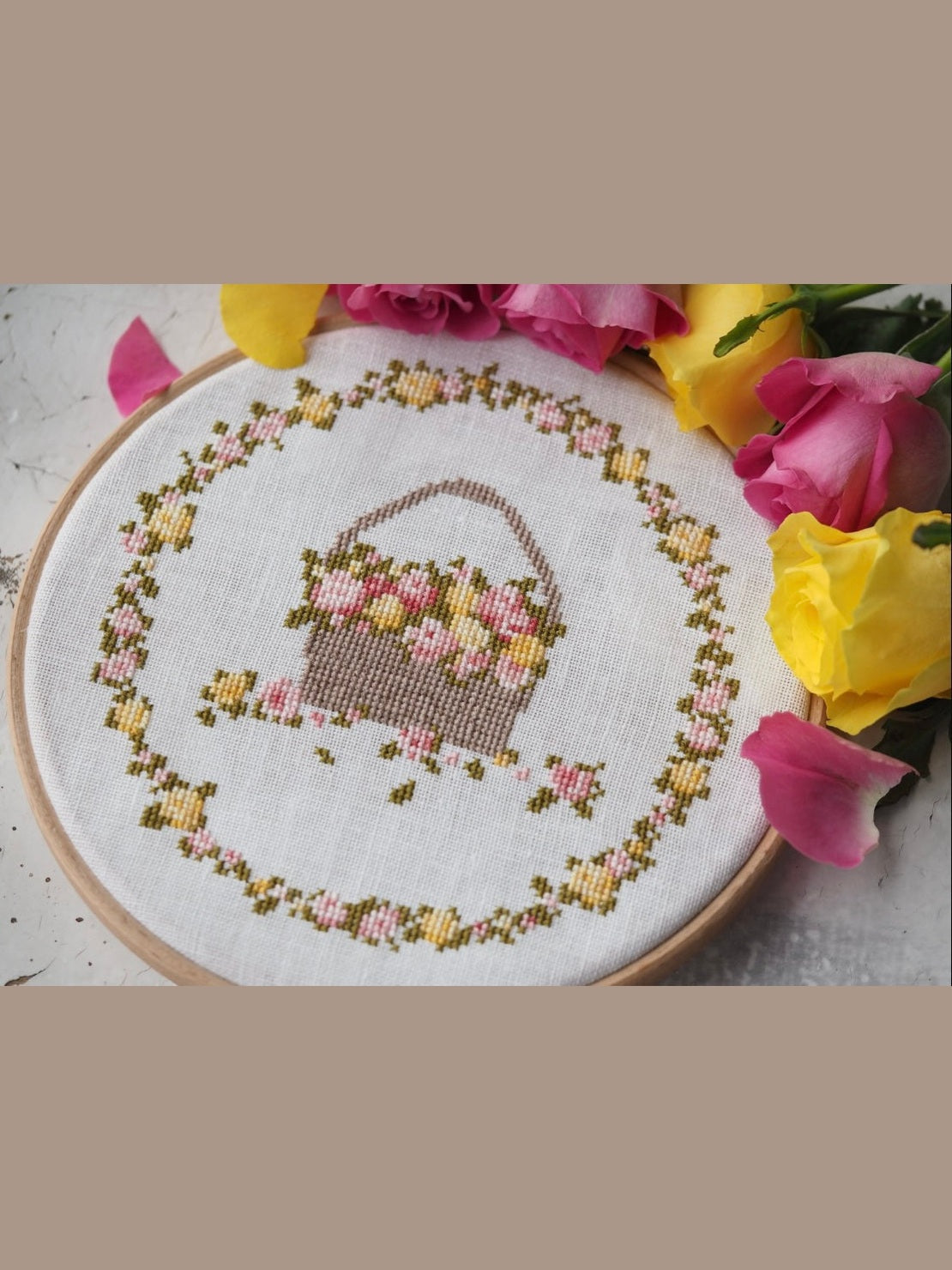 Rose Wreath Printed Pattern