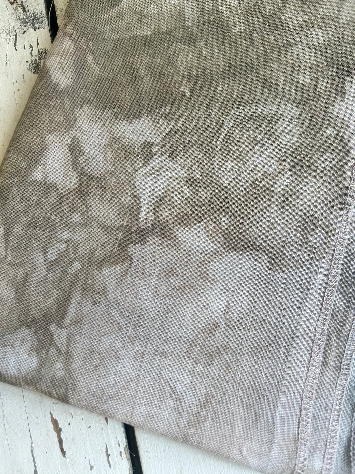 Grace Notes Fabrics 36ct Dirty Chai