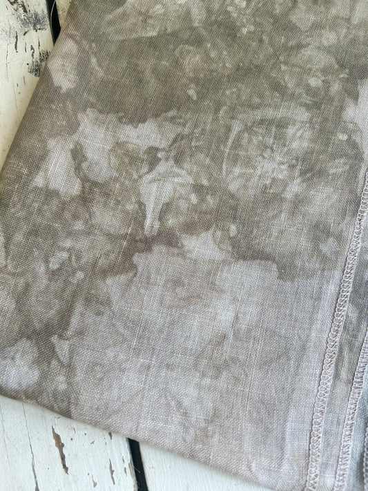 Grace Notes Fabrics 36ct Dirty Chai