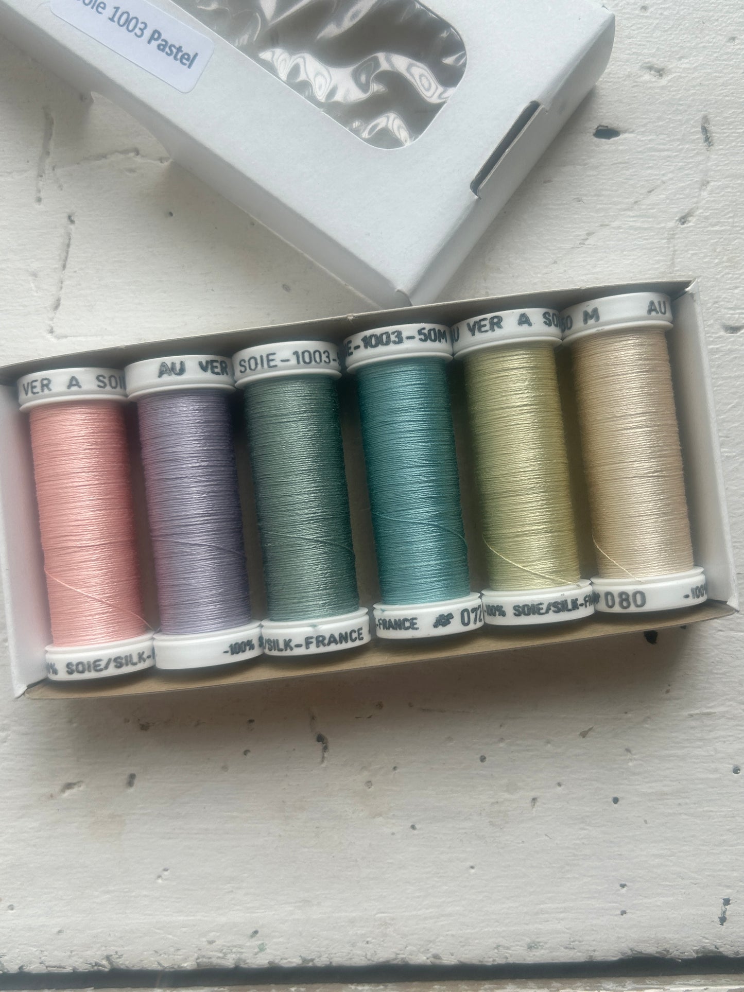 Au Ver a Soie 1003 - Set of 6 Pastel